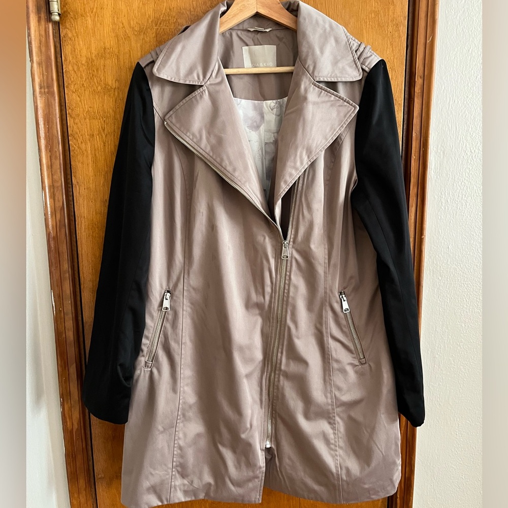 Soia & Kyo Trench